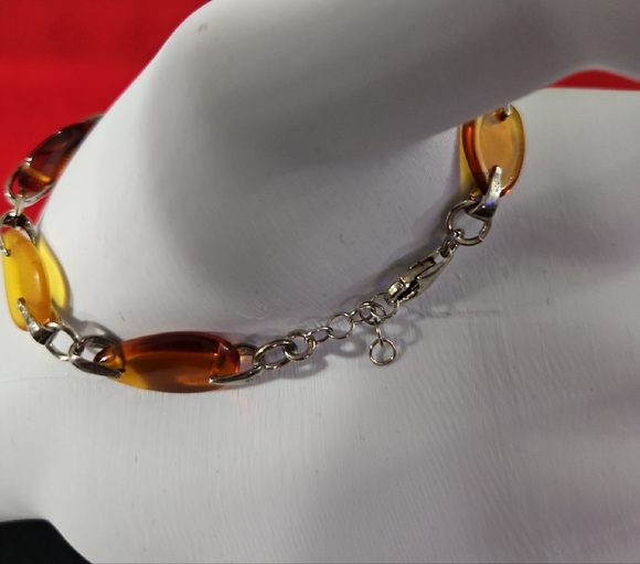 Amber and 925 Bracelet - Picture 5 of 11